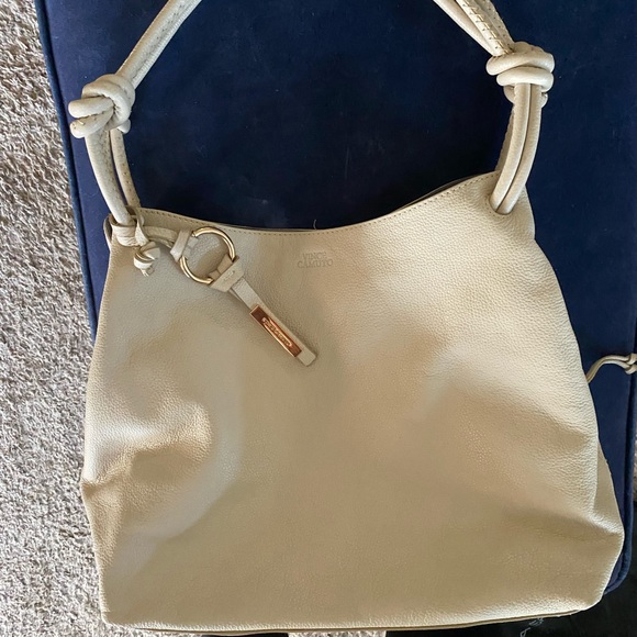 Vince Camuto - Picture 3 of 8